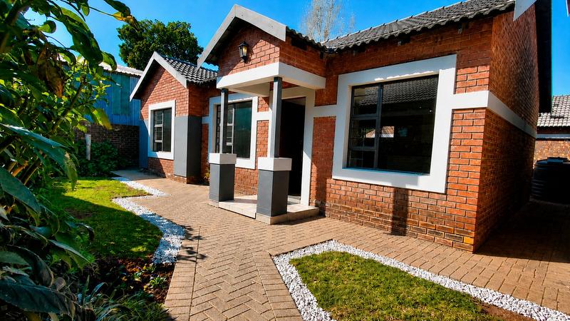 2 Bedroom Property for Sale in Heuwelsig Free State